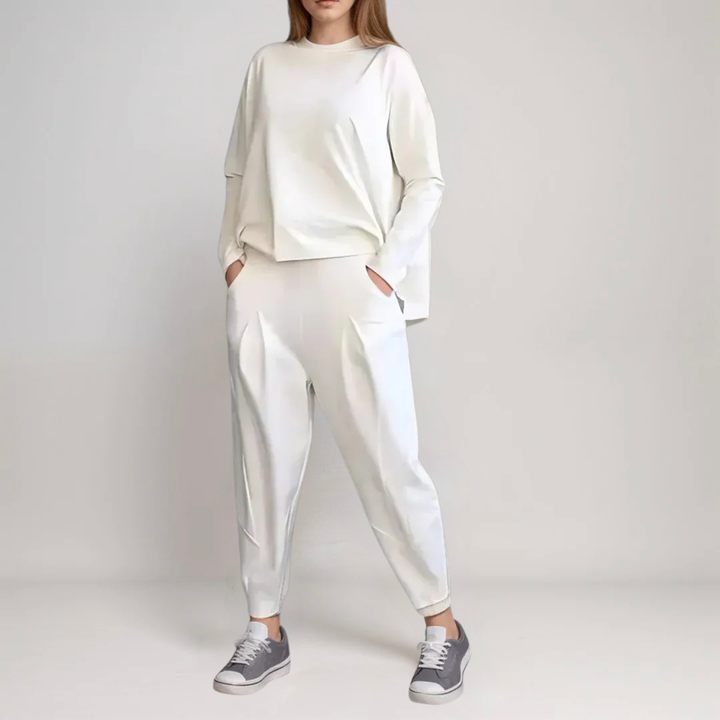 Lisa | Comfortable Two-piece Set with Round Neckline