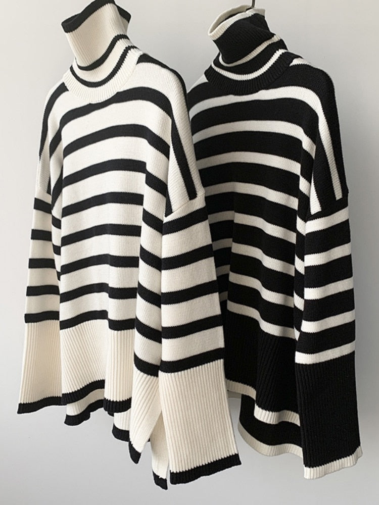 Tracy - Oversized Striped Turtleneck Sweater